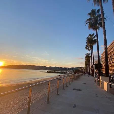 Beau Centre Juan Les Pins A 300m Des Plages 公寓 *